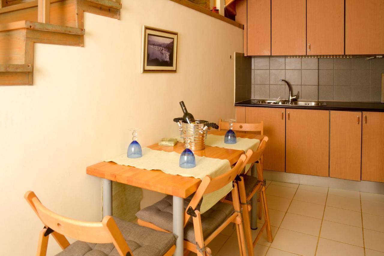 Agali 1 Superior Maisonette กาลามาตา ภายนอก รูปภาพ